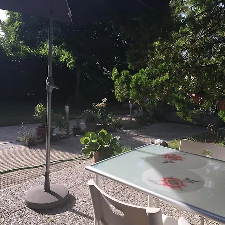 Casa Tomato Alojamento de Acomodação e Pequeno-almoço Lucca