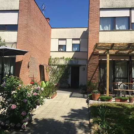 Casa Tomato Lucca
